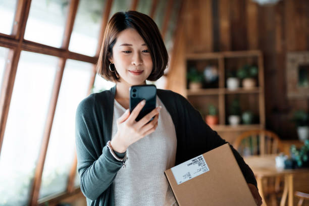 How New eCommerce Stores Can Compete Without a Big Marketing Budget